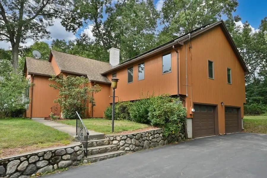 5 Lee Ave, Burlington, MA 01803 - #3