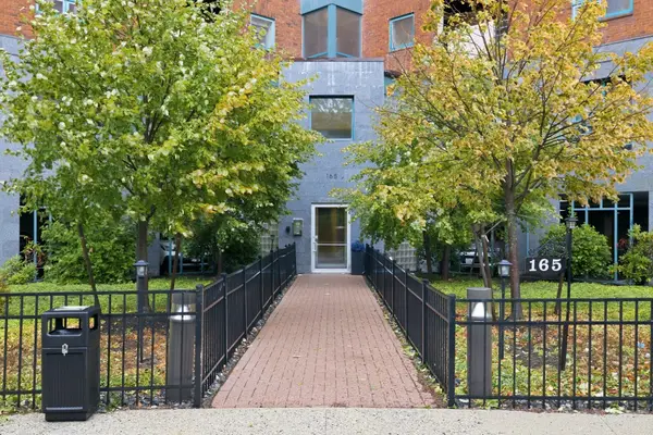 165 Cottage St #207, Chelsea, MA 02150