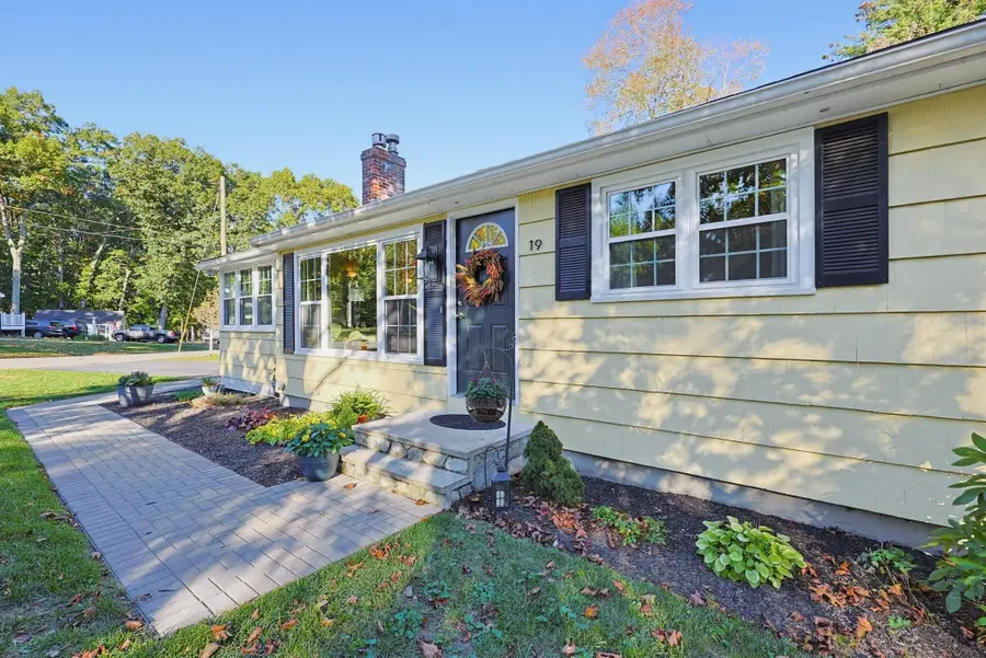 19 Polley Rd, Westford, MA 01886 - #3