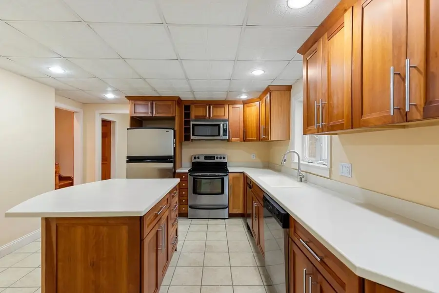 42 Howard St, Cambridge, MA 02139 - #2