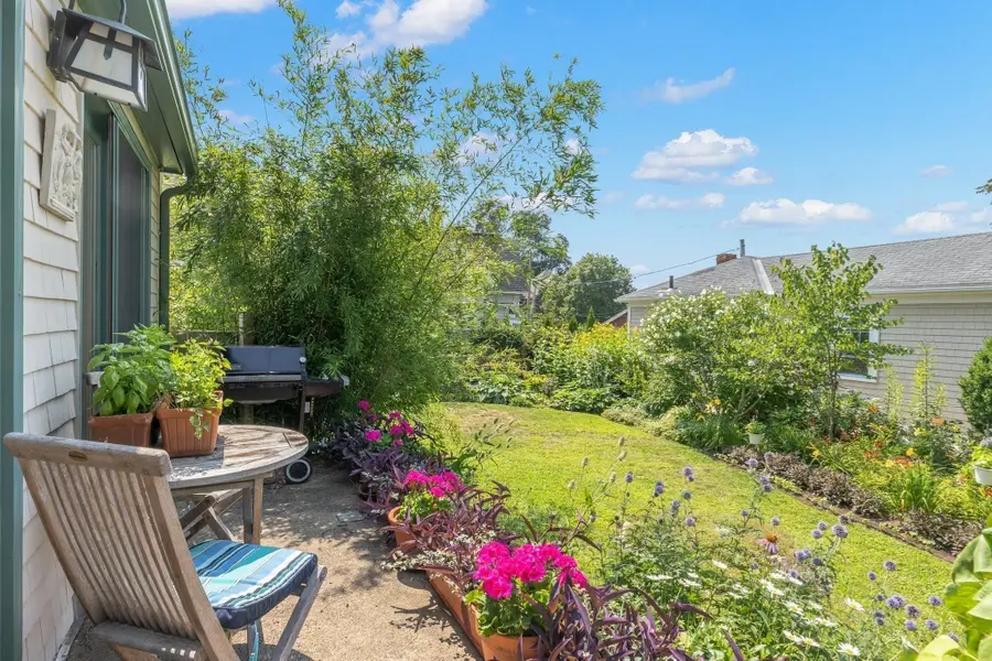 17 Sutton Ave, Salem, MA 01970 - #3