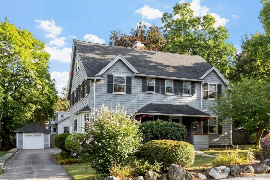 124 Prescott St, Reading, MA 01867 - #2