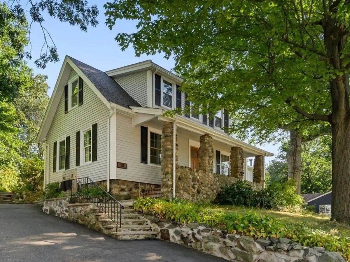 78 Forest St, Wakefield, MA 01880 - #1