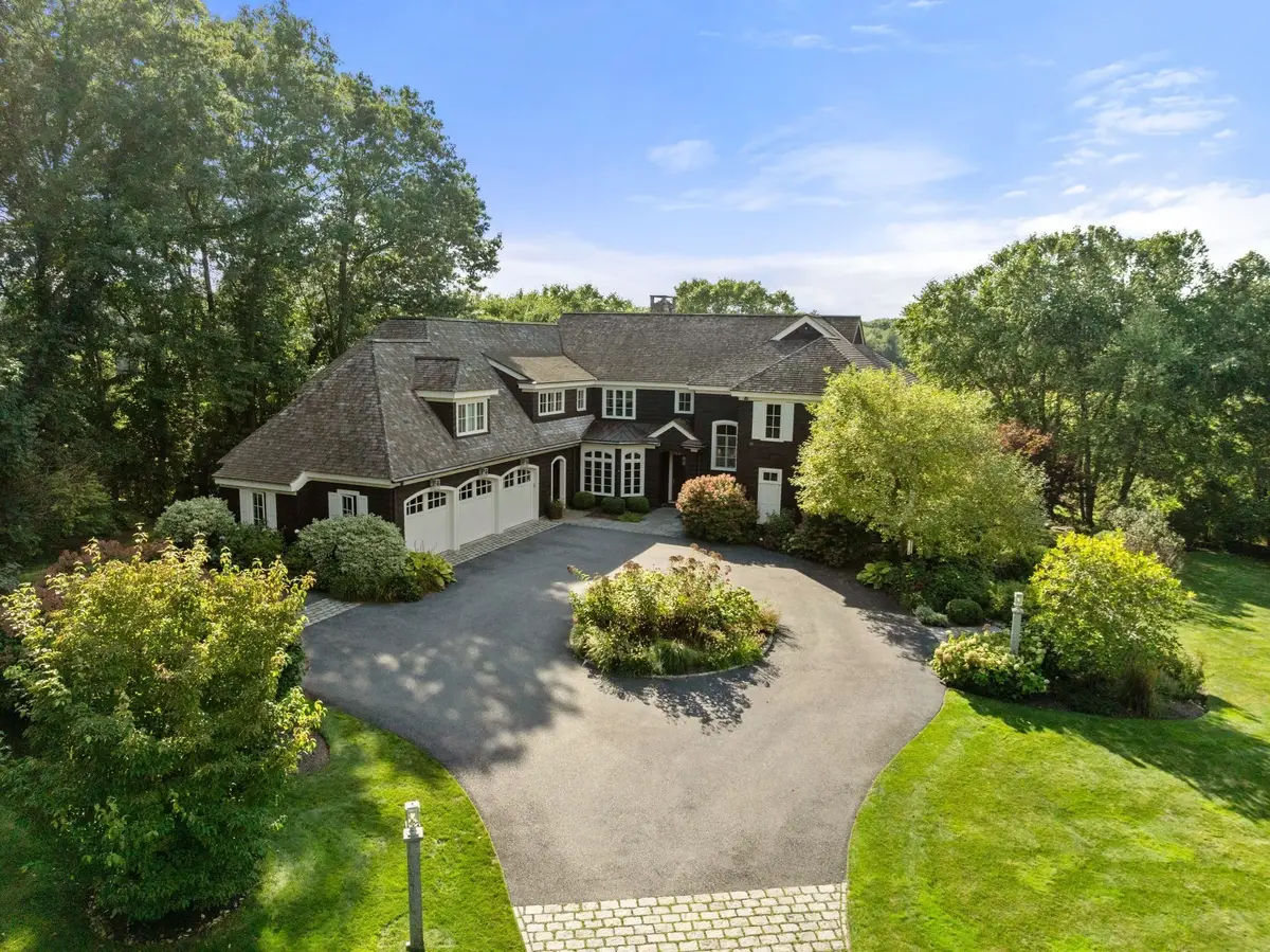 4 Ellen Mary Way, Wayland, MA 01778 - #1