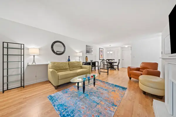 95 Fountain Ln #3, Weymouth, MA 02190
