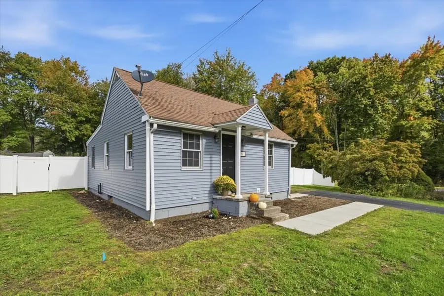 141 New Ludlow Rd, Granby, MA 01033 - #3