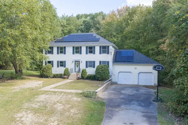25 Caswell Ct, Douglas, MA 01516