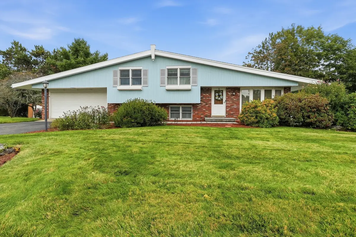 44 Dennison Hill Rd, Southbridge, MA 01550 - #1