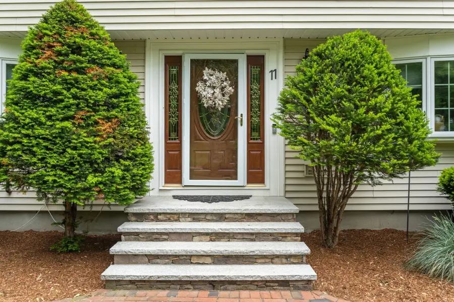 11 Summit Road, Southborough, MA 01772 - #3