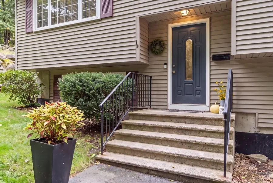 17 Teddy Road, Worcester, MA 01603 - #2