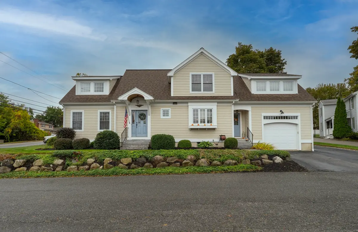 210 Market St, Amesbury, MA 01913 - #1