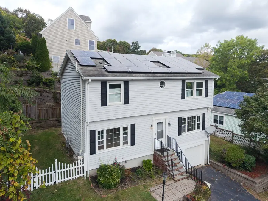 24 Ellsmere St, Worcester, MA 01604 - #2