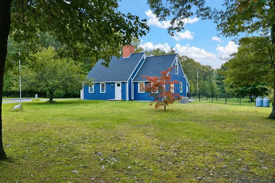 76 Fairview Ave, Rehoboth, MA 02769 - #2
