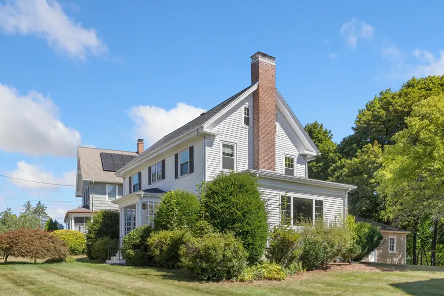 57 Nowell Rd, Melrose, MA 02176 - #3