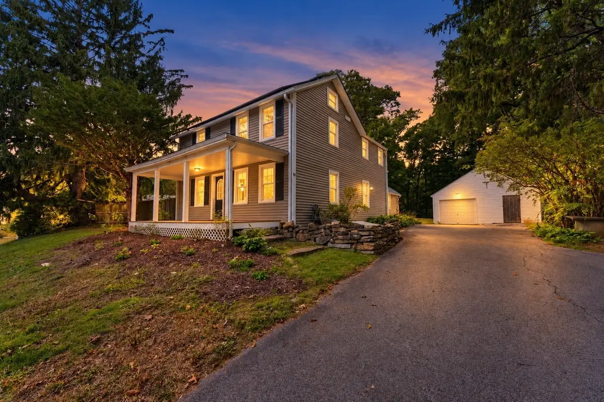 82 Boston Rd, Sutton, MA 01590 - #1