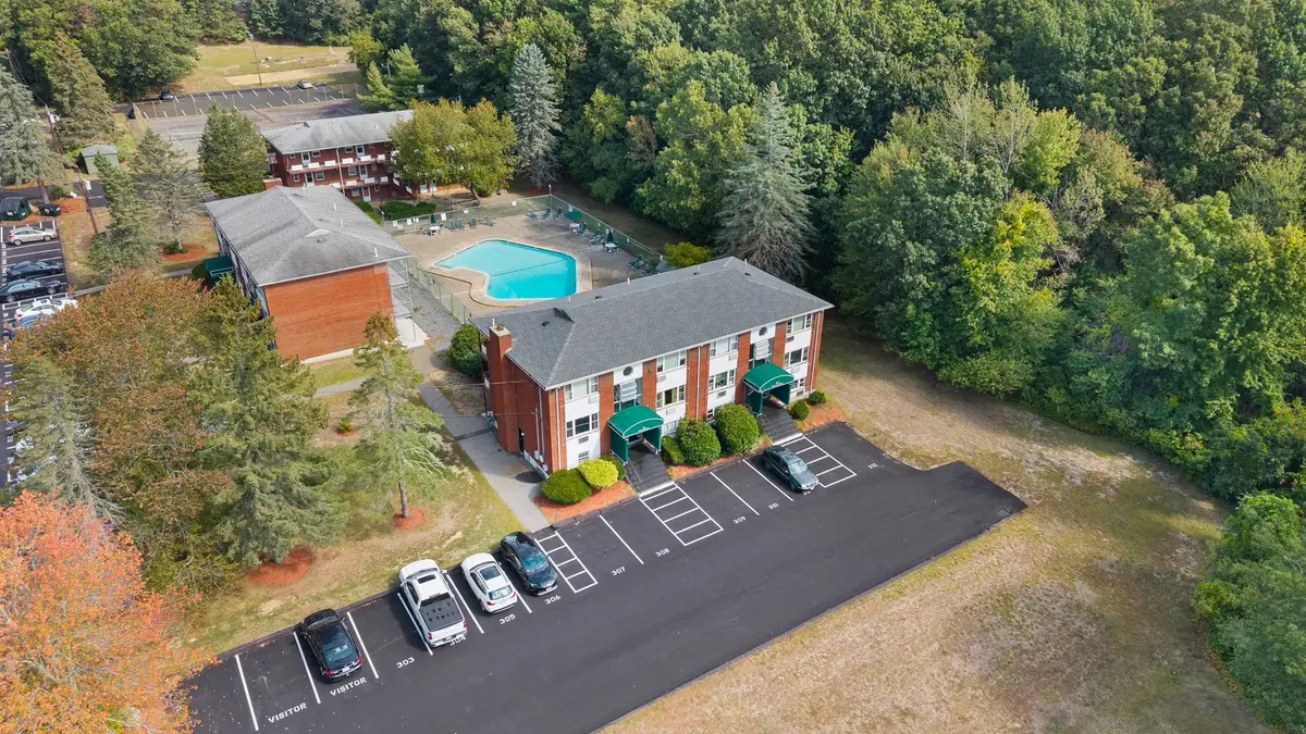 E2 Colonial Dr #4, Andover, MA 01810 - #1