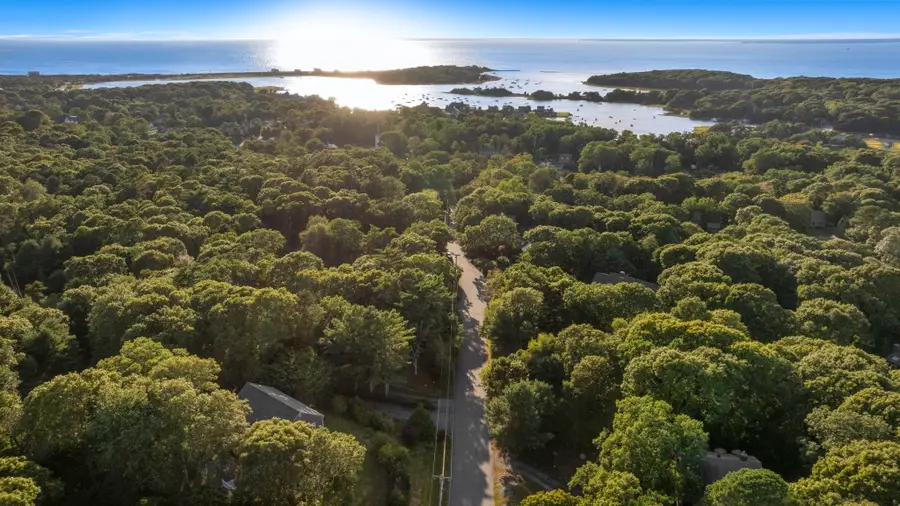 56 Westmoreland Dr, Falmouth, MA 02540 - #2