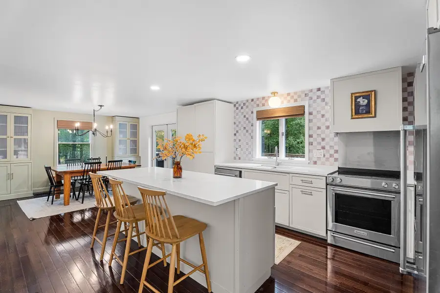 676 West St, Uxbridge, MA 01569 - #3