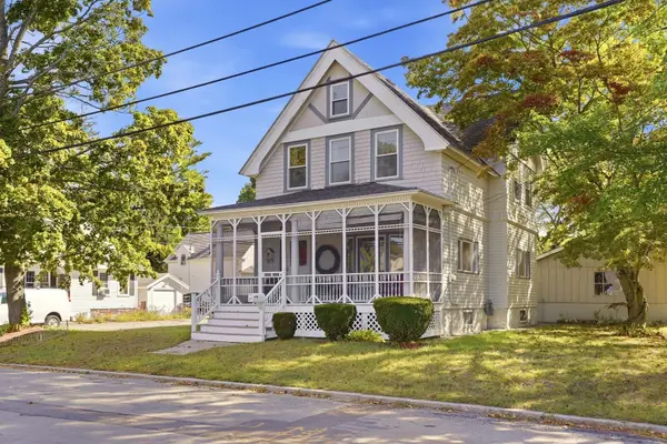 27 Arthur St, Methuen, MA 01844