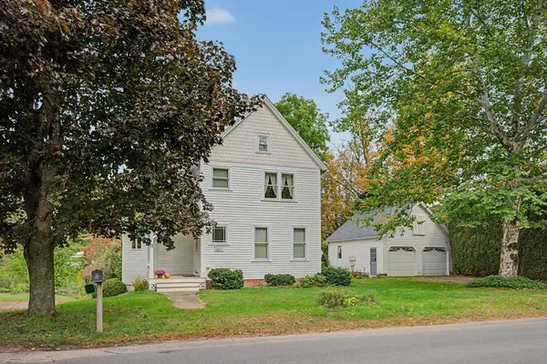 13 East St, Southampton, MA 01073