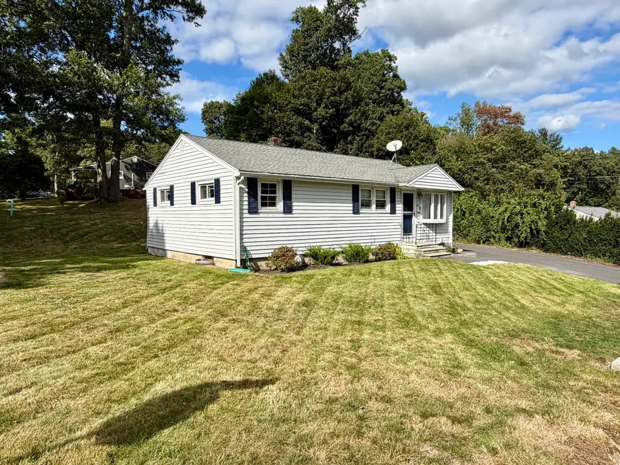 82 Walnut St, Oxford, MA 01540 - #3