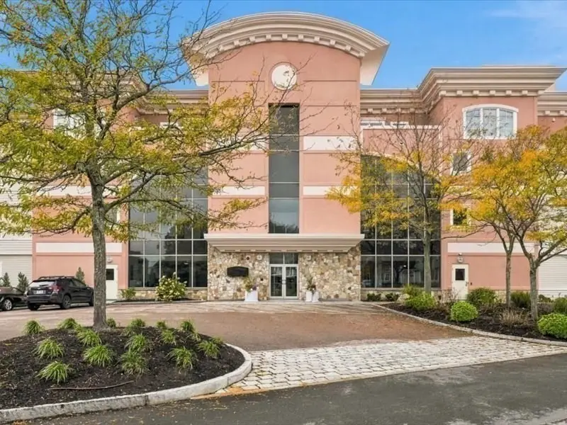 1 Longbeach Ave #101, Hull, MA 02045 - #2