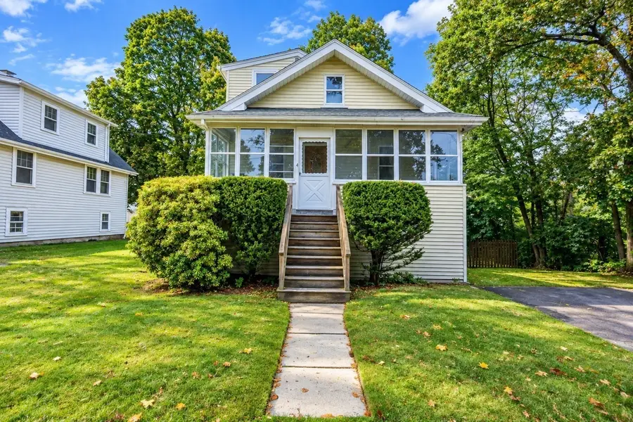 4 Circuit Rd., Braintree, MA 02184 - #2
