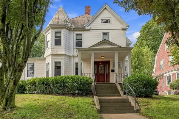 36 Hastings St, Boston, MA 02132