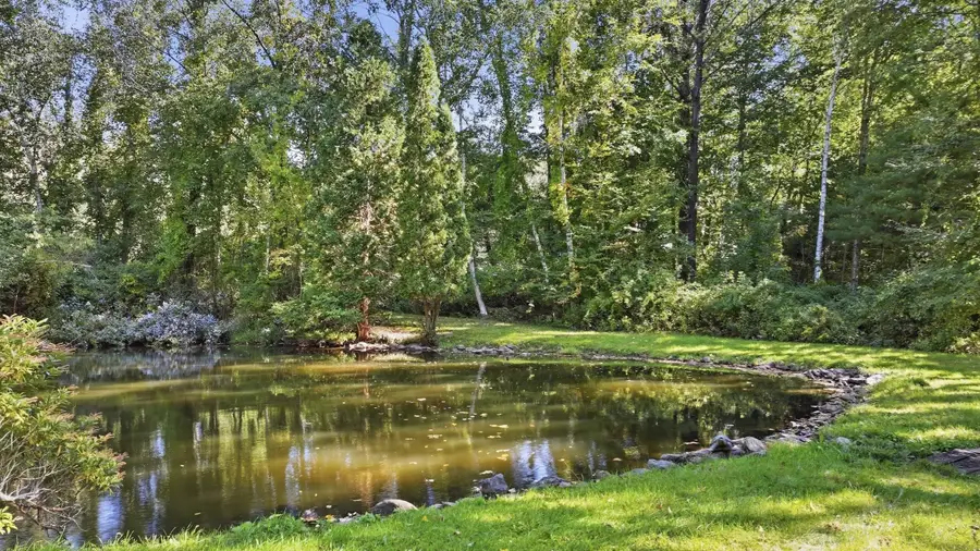 221 Pierce Rd, West Brookfield, MA 01585 - #2
