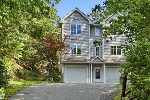 75 Park St #A, Ayer, MA 01432