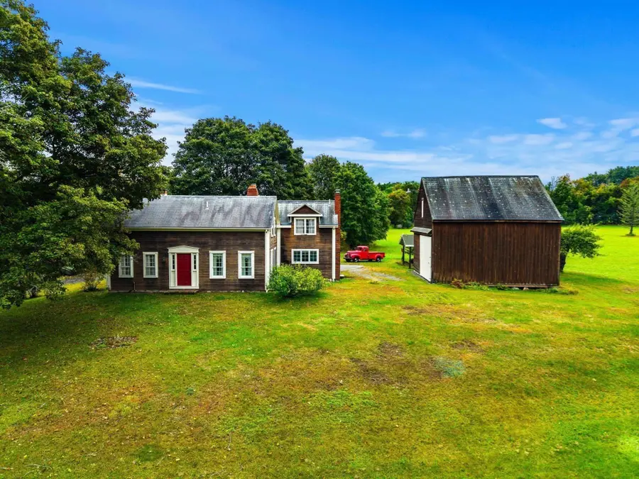 55 Garrison St, Groveland, MA 01834 - #3