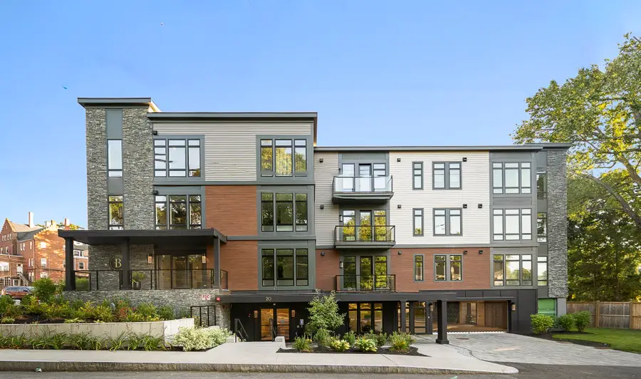 20 Kinmonth Rd #201, Newton, MA 02468 - #2