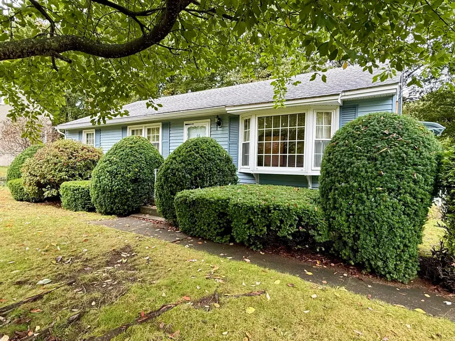 66 Debbie Dr, Leominster, MA 01453 - #2