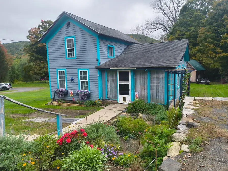 1 William St, Chester, MA 01011 - #3