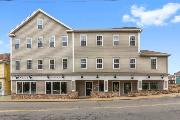 23 South Main St #5, Ipswich, MA 01938