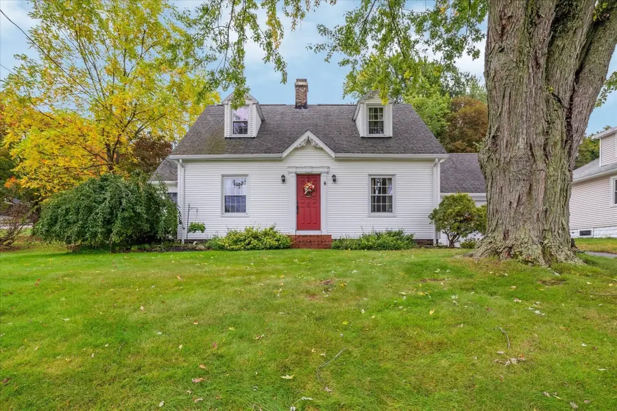 5 Field St, Auburn, MA 01501 - #3