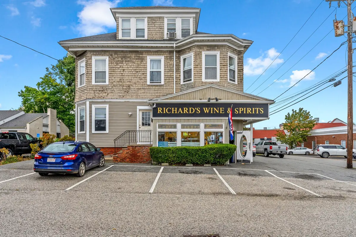 12-14 N Park Ave, Plymouth, MA 02360 - #1