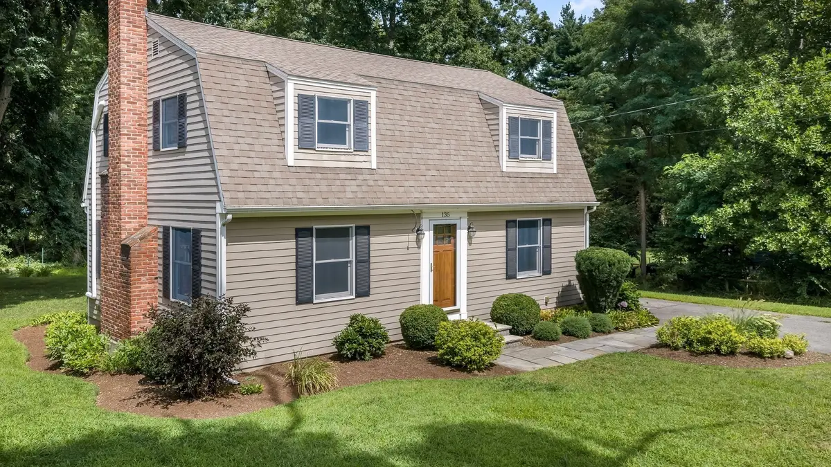 135 Linebrook Rd, Ipswich, MA 01938 - #1
