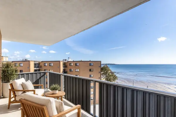 300 Lynn Shore Drive #811, Lynn, MA 01902