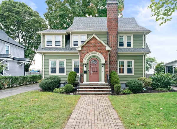 37 Theresa Rd, Quincy, MA 02169