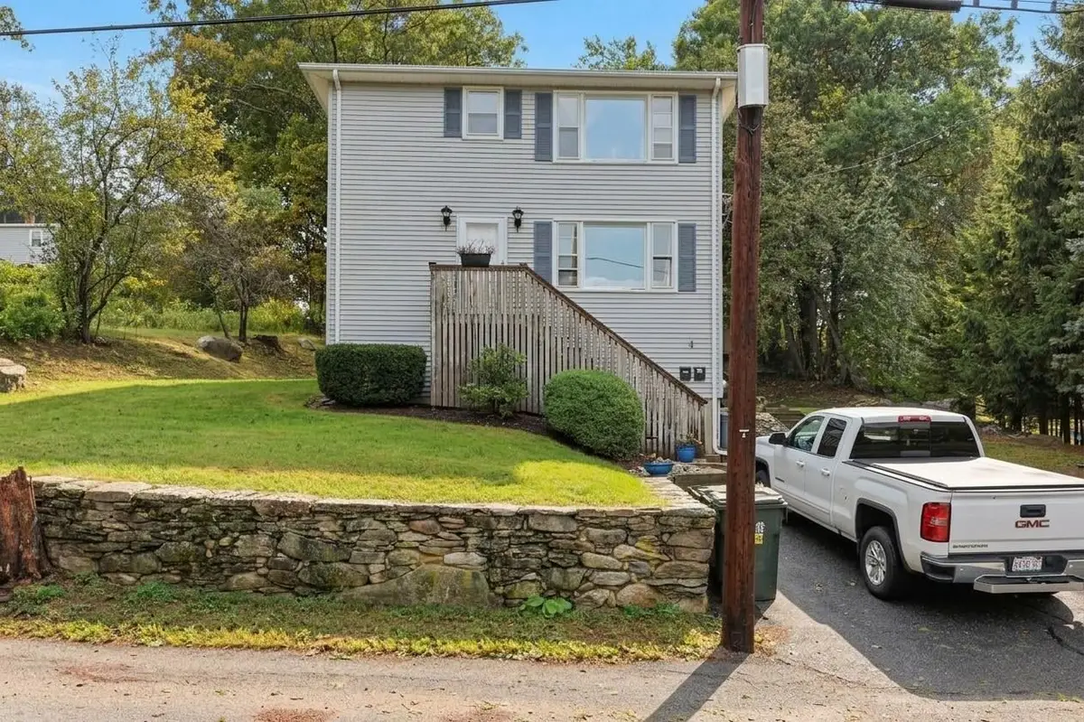 4 Third Avenue, Dudley, MA 01571 - #1