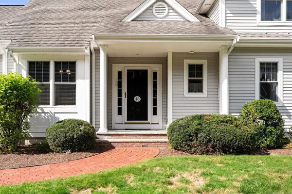 46 Holly Circle #46, Kingston, MA 02364