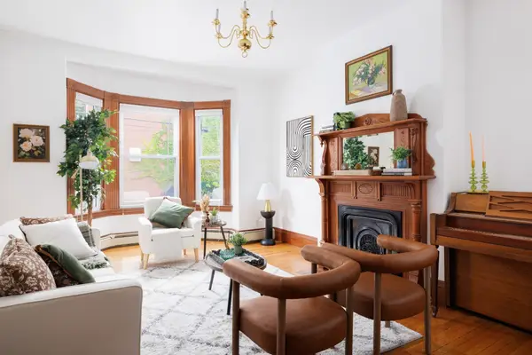 407 Washington St #407, Cambridge, MA 02139