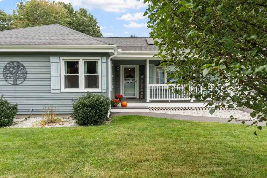 36 Harkins St, Lancaster, MA 01523 - #2