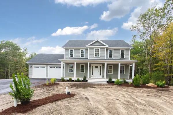 95 Plain St, Middleboro, MA 02346