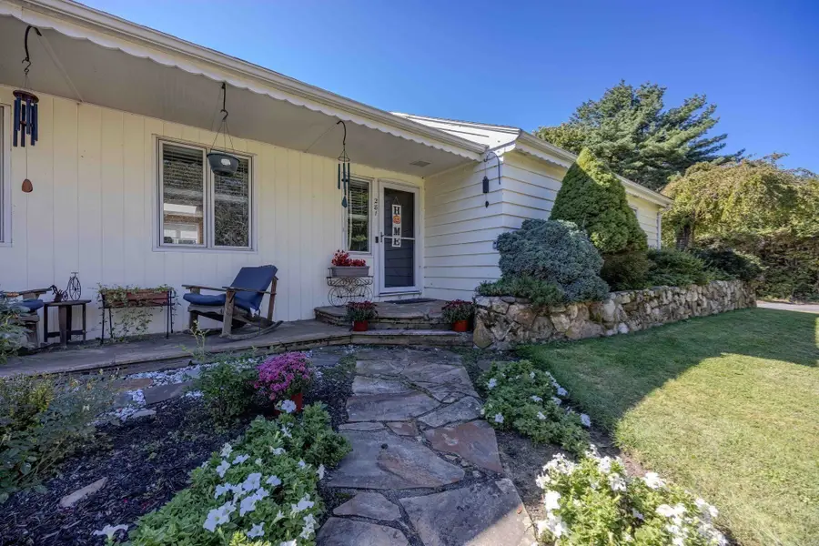 281 Village Street, Medway, MA 02053 - #2