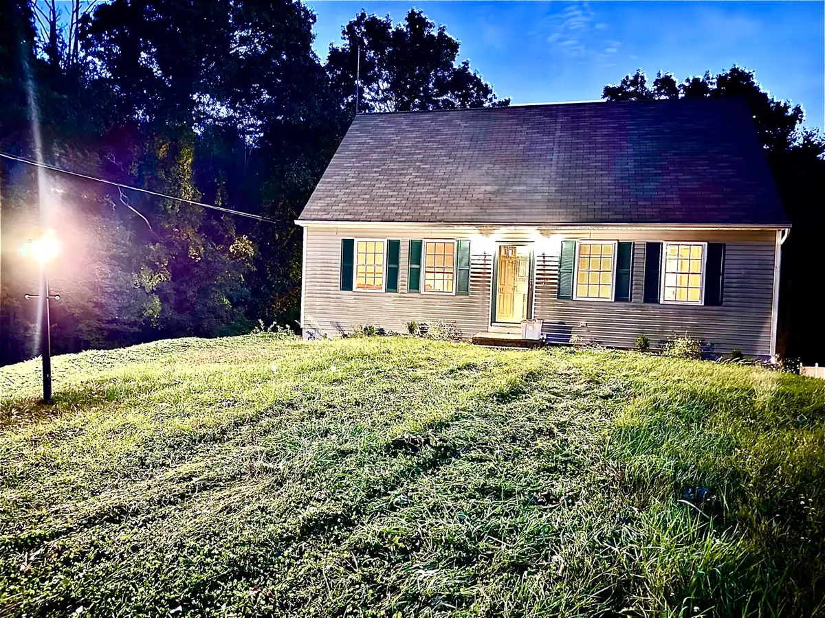 217 Dudley Southbridge Rd, Dudley, MA 01571 - #1