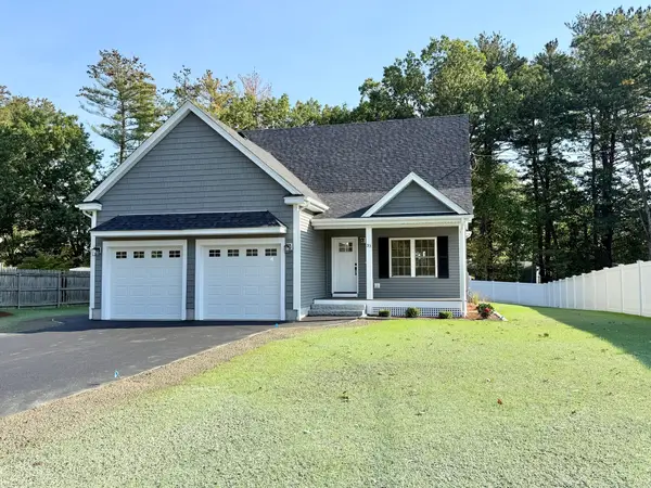 33 Tyng Road, Tyngsborough, MA 01879