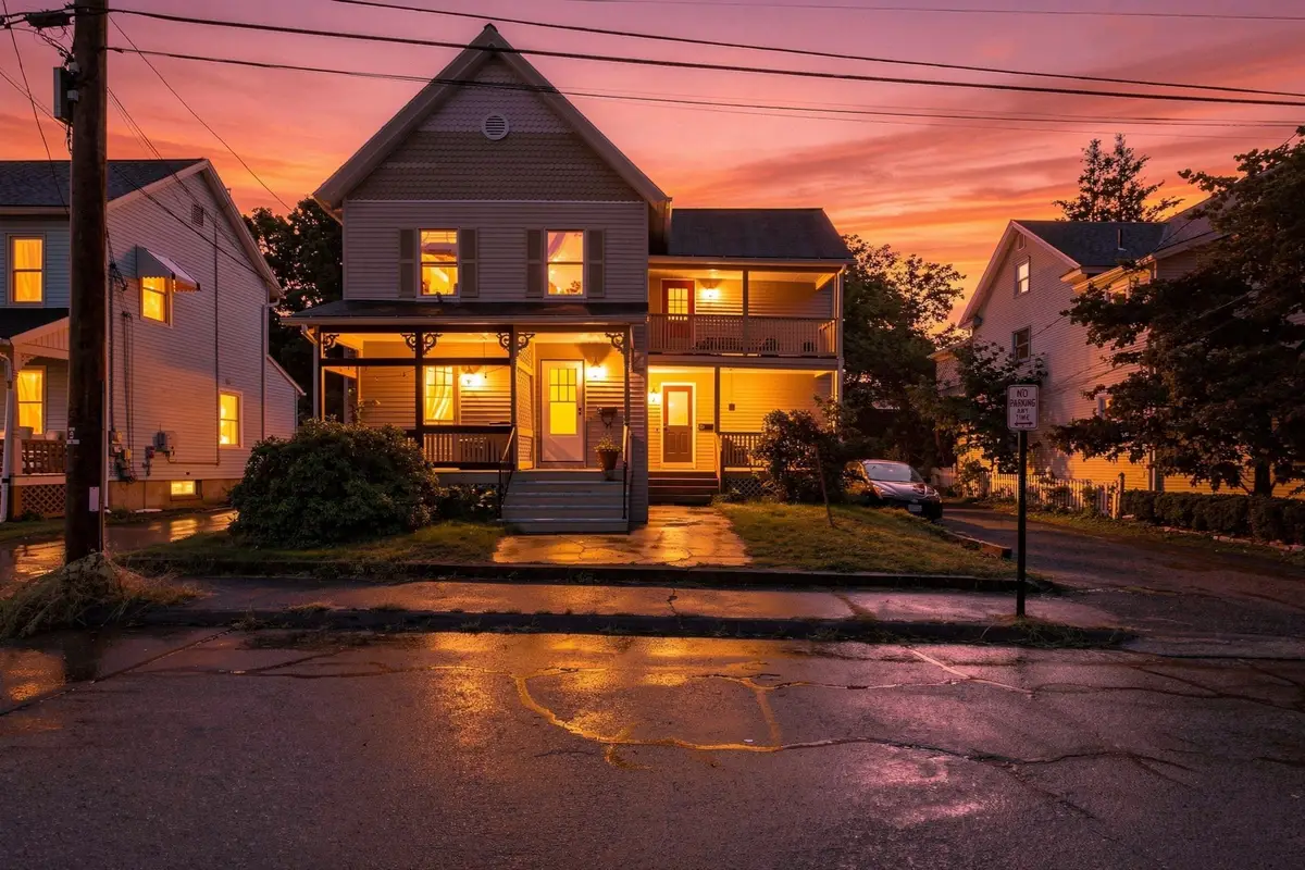 9 Walnut St #B, Northampton, MA 01060 - #1