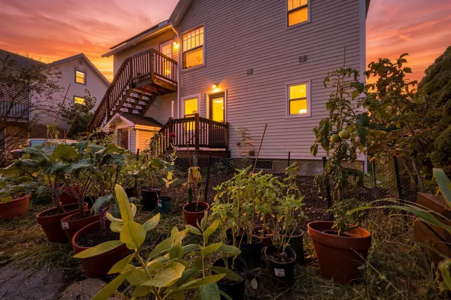 9 Walnut St #B, Northampton, MA 01060 - #2